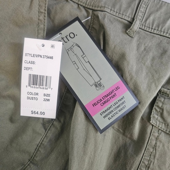 Intro ❤️The Fit Felicia Straight Leg Cargo Pants Women's Size 22W Green NWT L290 - Picture 8 of 8